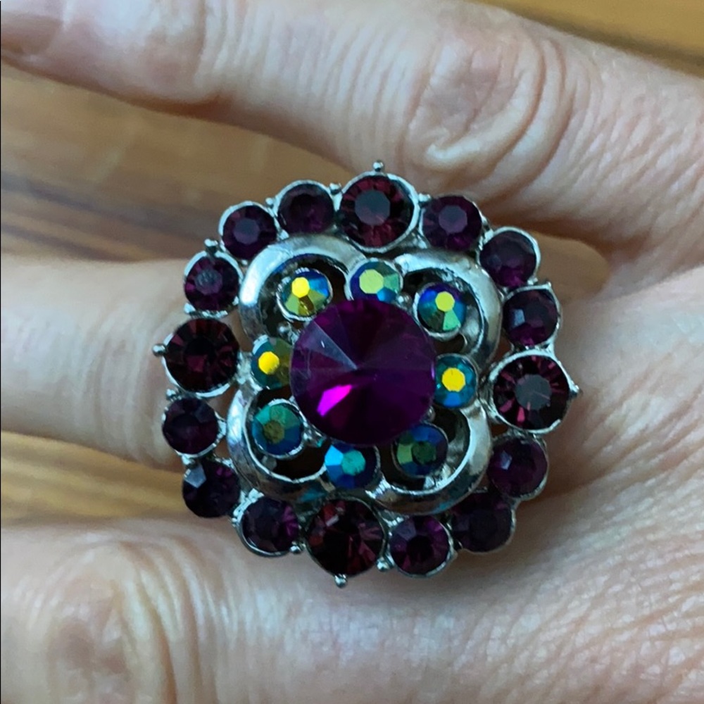 Ring - Picture 2 of 4